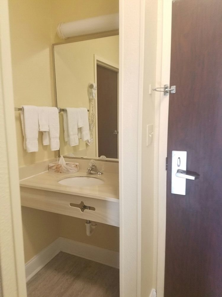 Eagles Nest Inn 斯泰茨伯勒 外观 照片