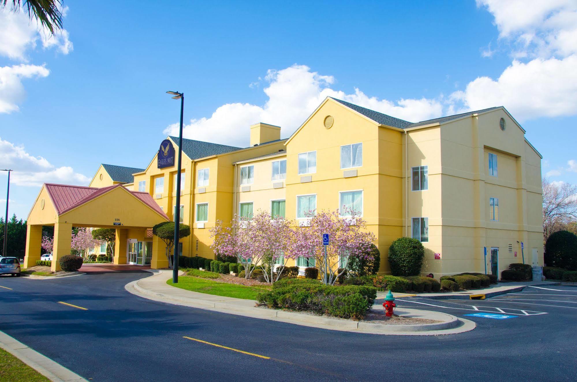 Eagles Nest Inn 斯泰茨伯勒 外观 照片